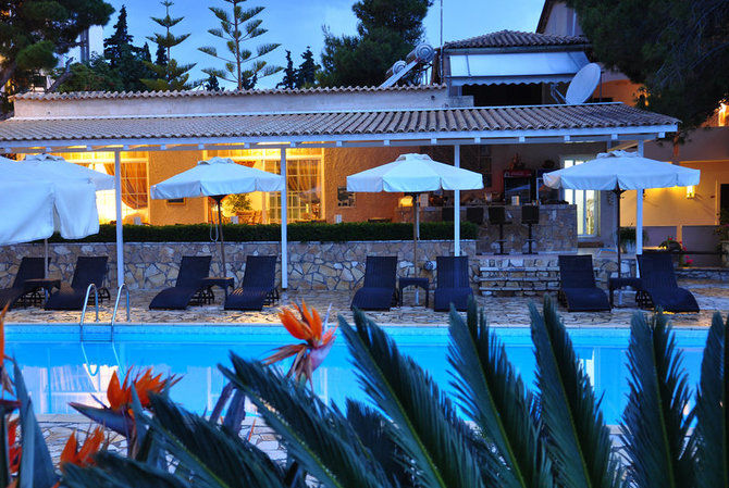 Aquarius Hotel Vasilikí Екстериор снимка